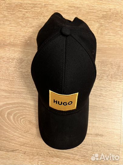 Бейсболка мужская hugo