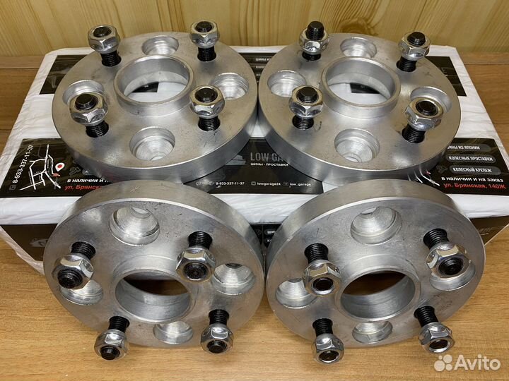 Проставки 4х100 20мм с крепежом. Новые