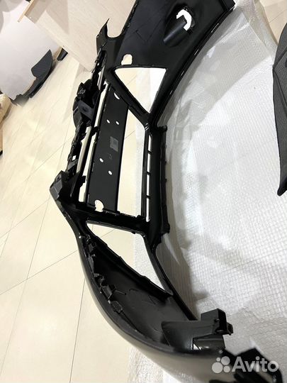 Бампер передний на Ford Focus III - Новый