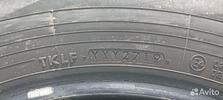 Yokohama BluEarth AE50 215/65 R17 99V