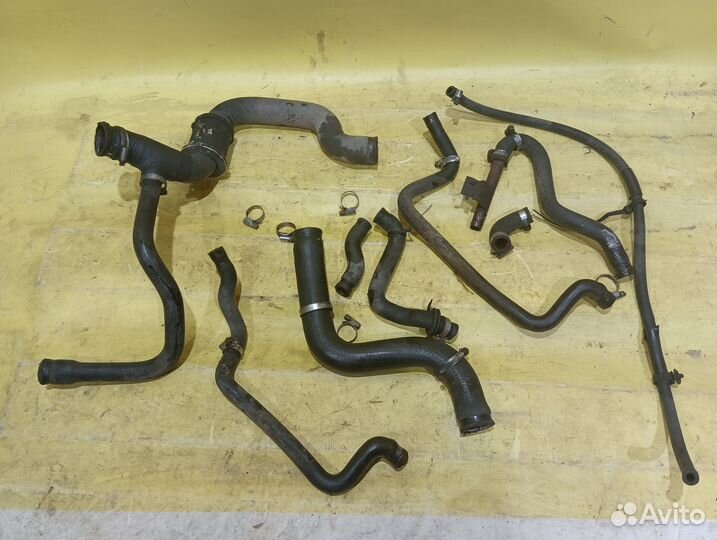 Шланг патрубок Mercedes Benz W124 1984-95 Мерседес