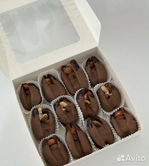 Финики в бельгийском шоколаде