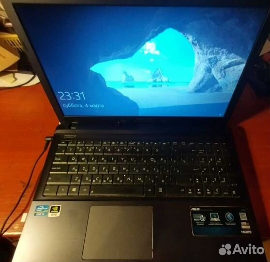 Ноутбук asus