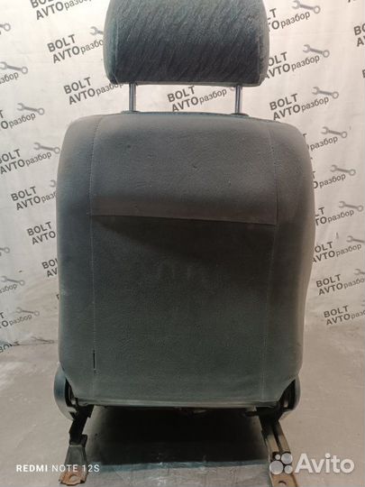 Сиденье передние (пара) Nissan Pulsar FNN-15