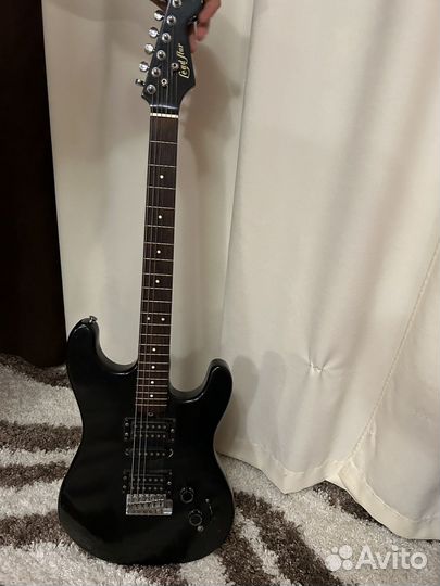 Электрогитара