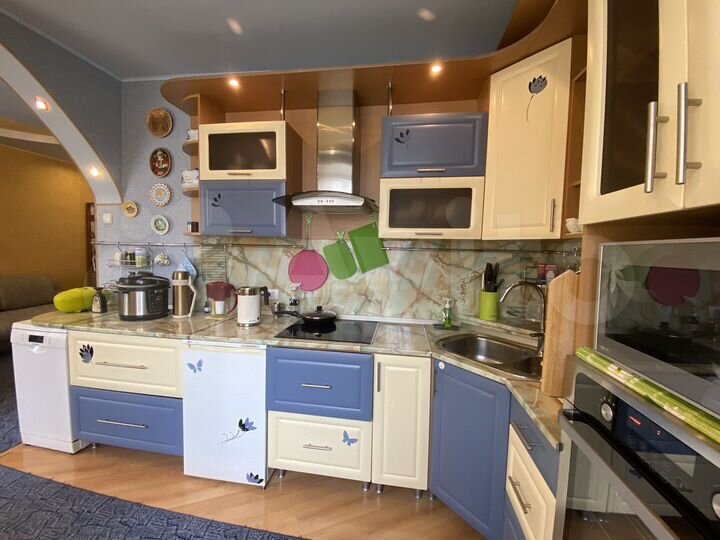 3-к. квартира, 73,7 м², 2/4 эт.