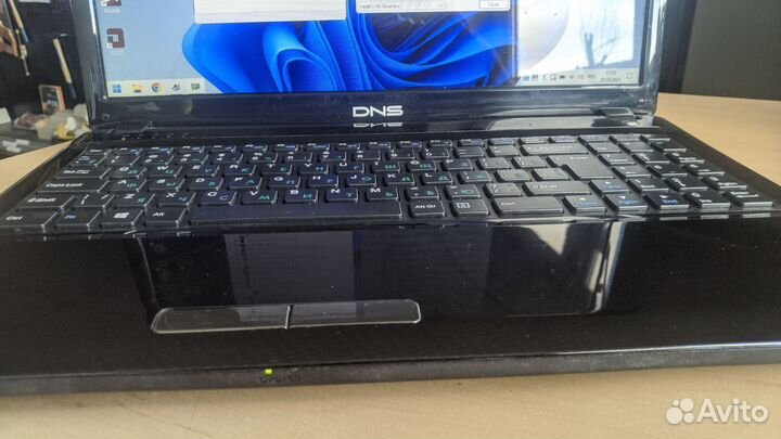 Мощный игровой ноутбук в отличном состоянии