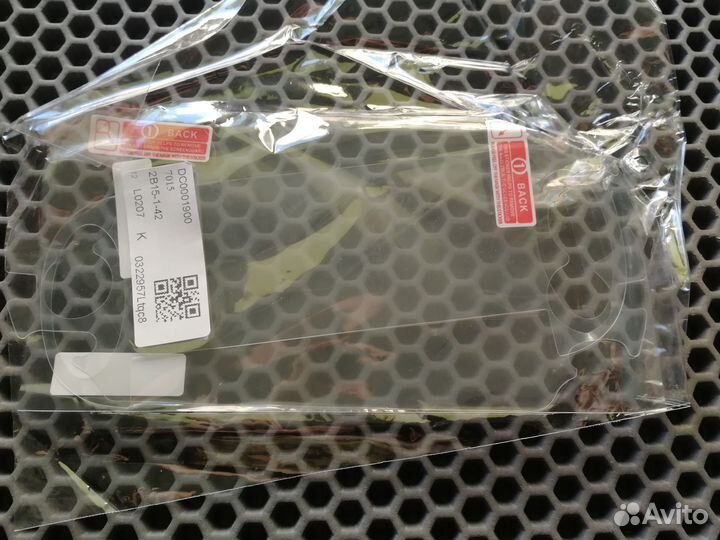 Защитная пленка на sony PS Vita 1000 и 2000