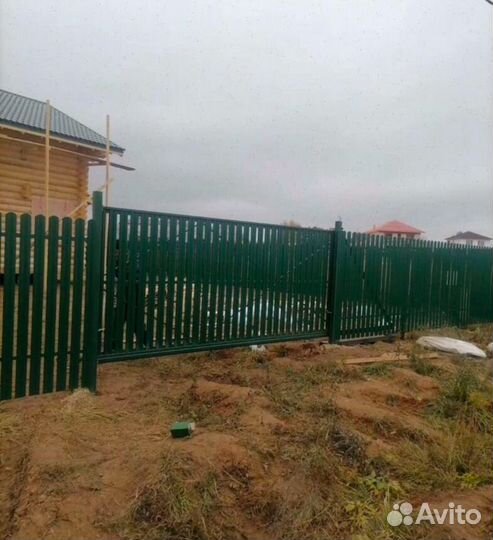 Бригада строителей