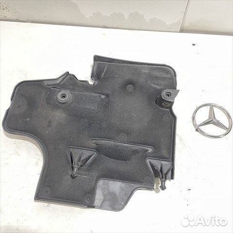 Передняя крышка двс Мерседес ом651