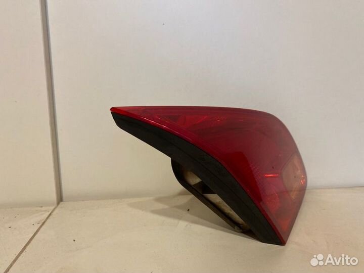 Фонарь внутренний левый Opel Astra J 2009-2015