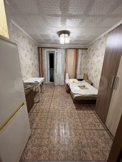 Комната 11 м² в 4-к., 2/4 эт.