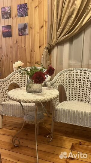 Кресла плетеные и столик набор