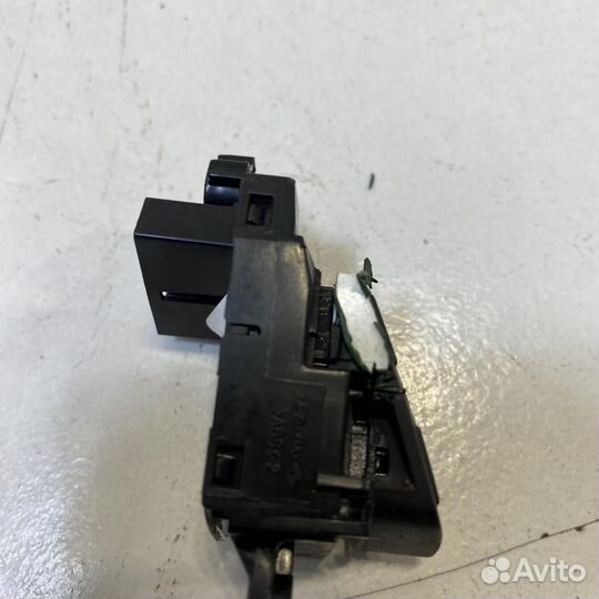 Кнопка многофункциональная Kia Sportage 3 SL