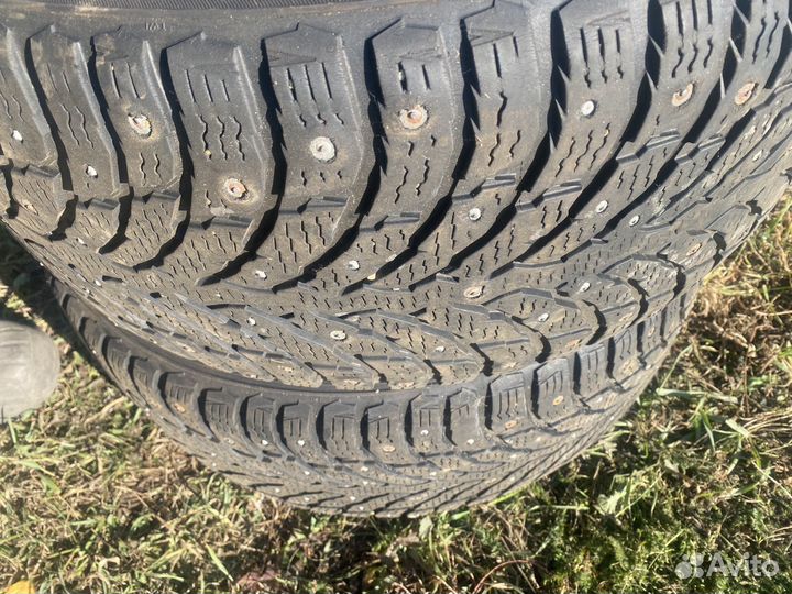 Nokian Tyres Hakkapeliitta 9 255/40 R19