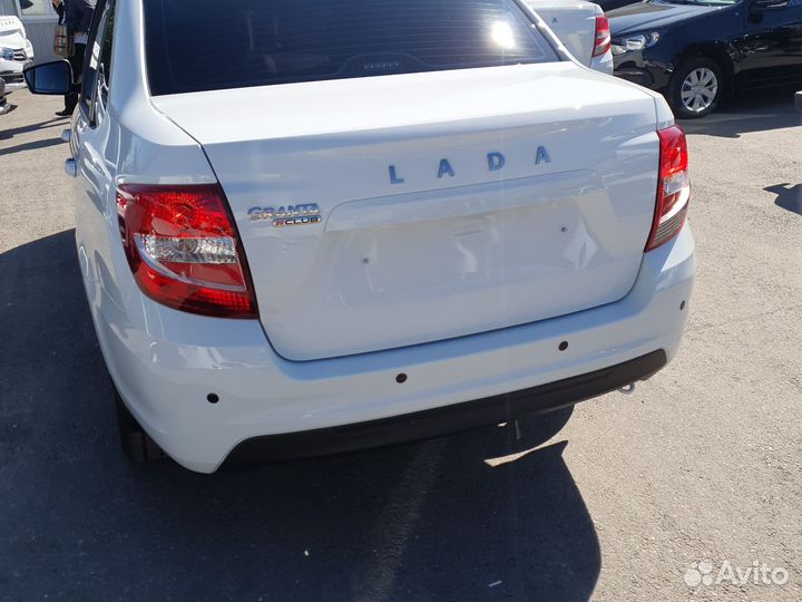 LADA Granta 1.6 МТ, 2023, 8 км