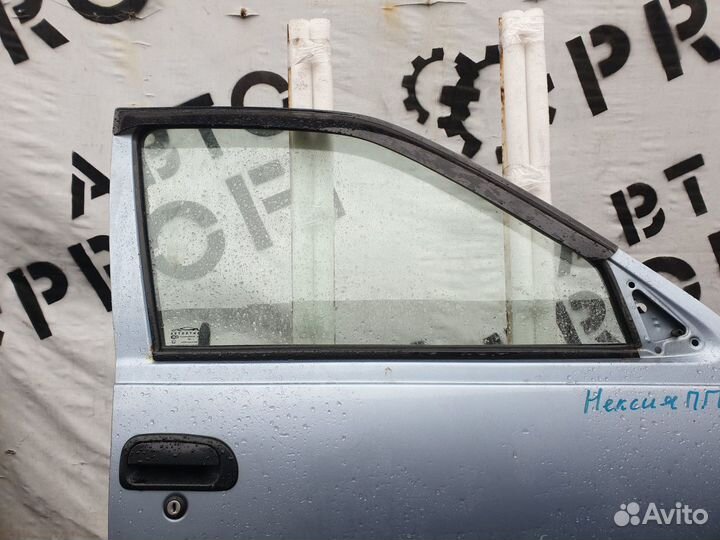 Стекло двери переднее правое Daewoo Nexia