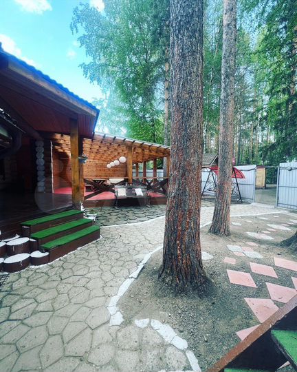 Дом 280 м² на участке 20 сот.