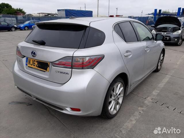В разборе Lexus CT 2012 год