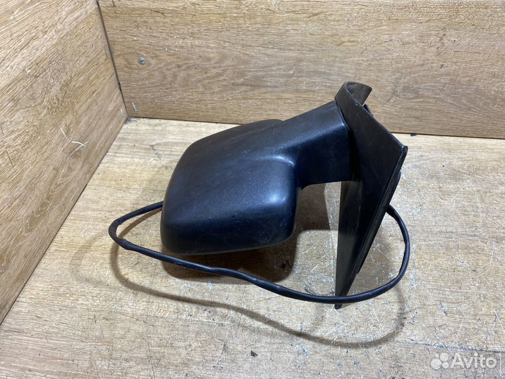 Зеркало правое Mercedes Vito W638 Арт. 7721711