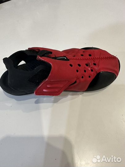 Сандали nike