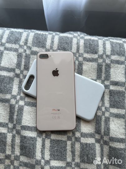 iPhone 8 Plus, 64 ГБ