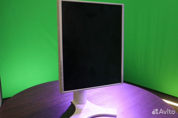 Продам монитор 19' NEC MultiSync LCD1990FXp