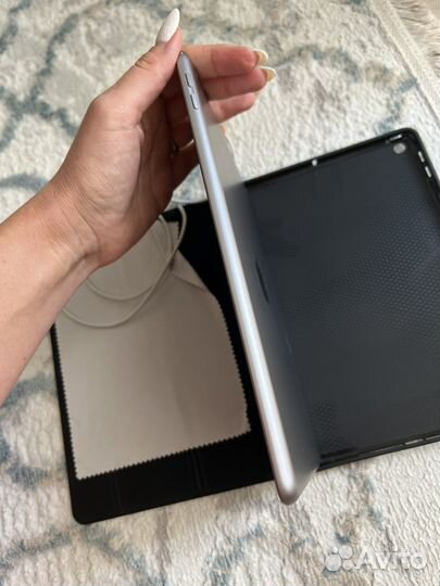 iPad 6 поколения, 2018, 32 гб