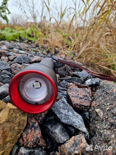 Фонарь сверхъяркий светодиодный