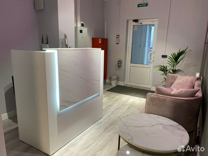 Ресепшен Белый с Подсветкой