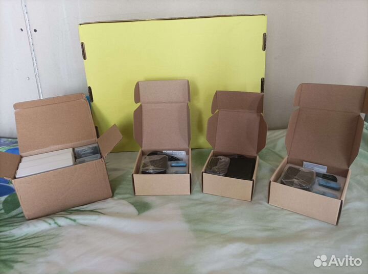 Батареи и зарядки для экшен камер новые