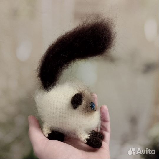 Сувенир вязаный кот