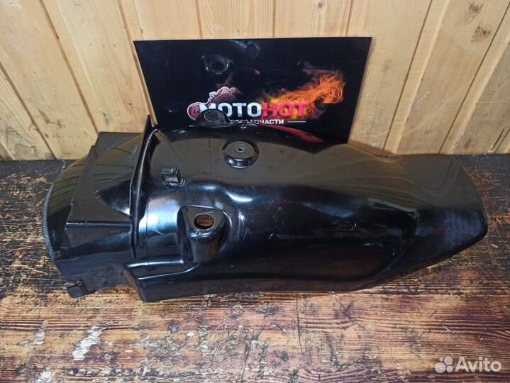 V-max1200 заднее крыло