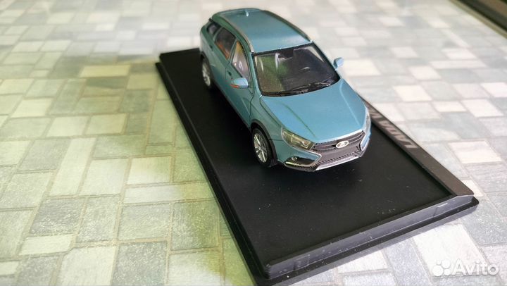 Модель автомобиля Лада Веста кросс