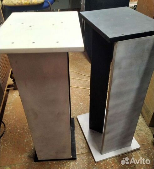 Подставки стойки для полочной акустики
