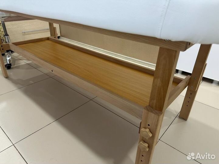 Кушетка для массажа и спа