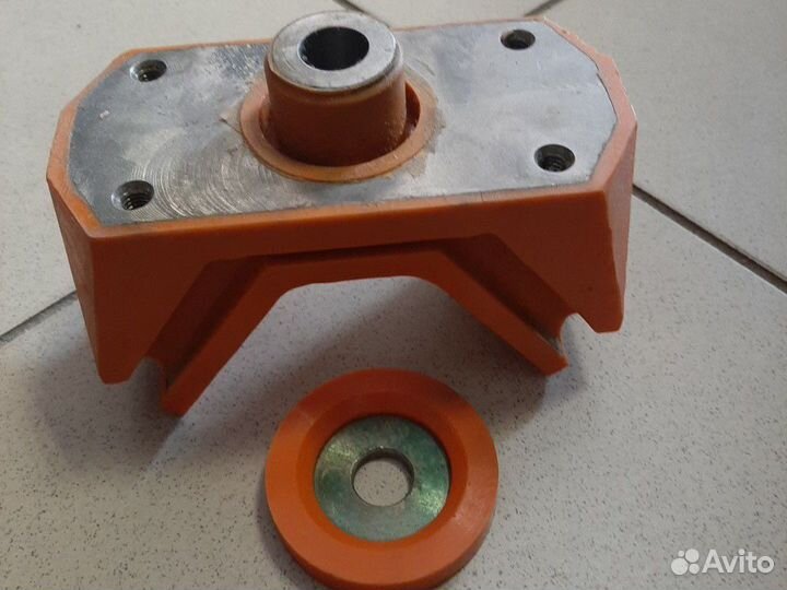 Подушка двигателя Inter 9200 задняя верхняя