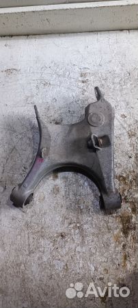 Рычаг задний нижний правый 33326770744