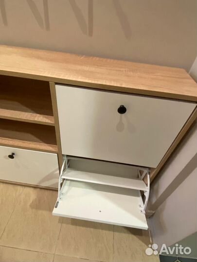 Тумба для обуви в прихожую в скандинавском стиле