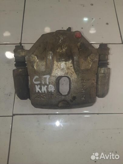 Суппорт передний левый Kia Sportage 2 (JE, KM) 200