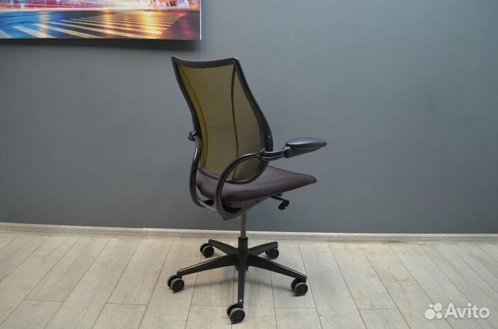 Офисное кресло HumanScale Liberty Desk Chair, 70шт