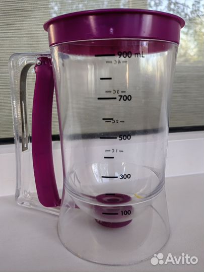 Дозатор,диспенсер для жидкого теста