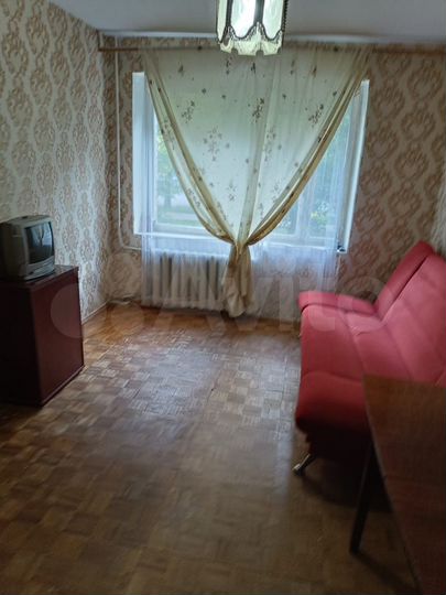 2-к. квартира, 47 м², 1/9 эт.
