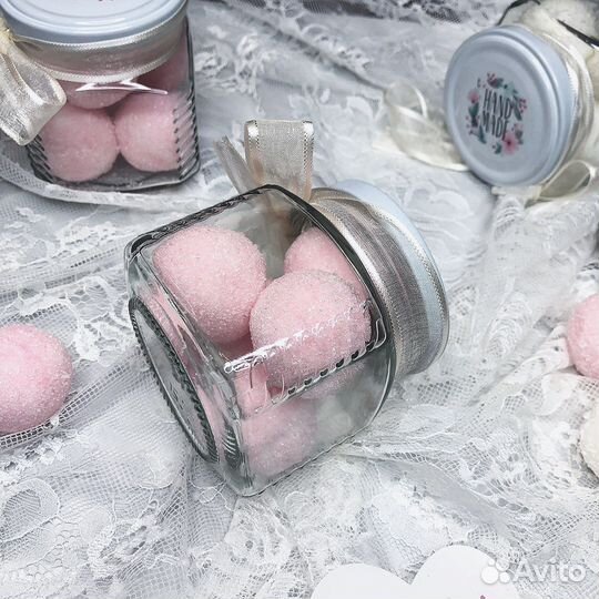 Подарок на 8 марта