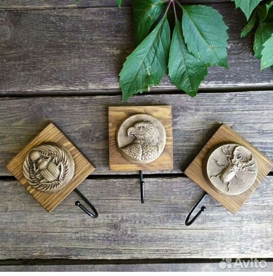 Крючки-вешалки