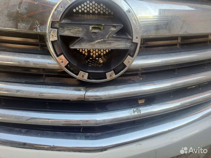 Бампер на опель инсигния