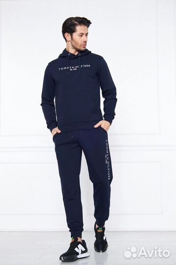 Спортивный костюи Tommy Hilfiger
