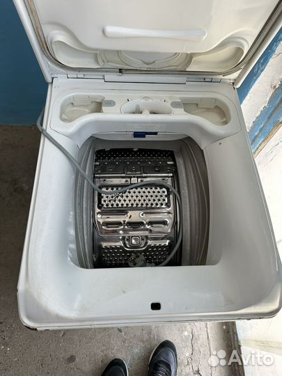 Стиральная машина с вертикальной загрузкой