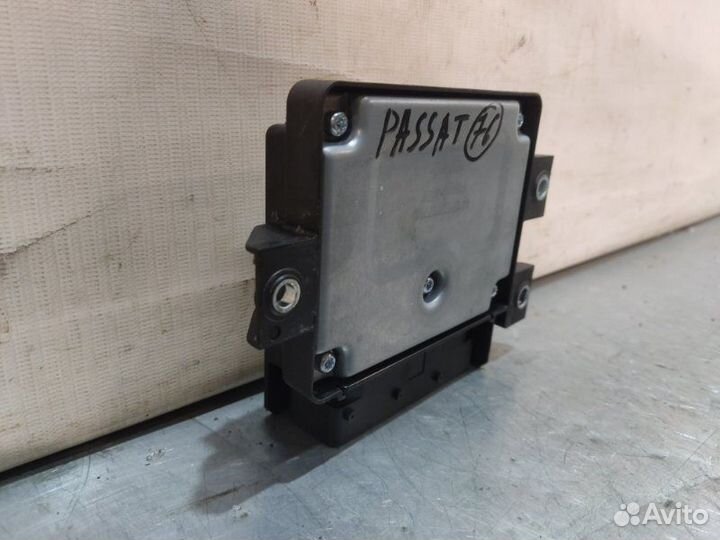 Блок управления парктрониками Volkswagen Passat B6