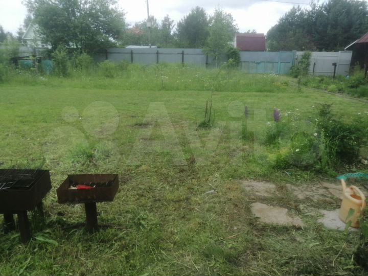 Дача 25 м² на участке 6 сот.